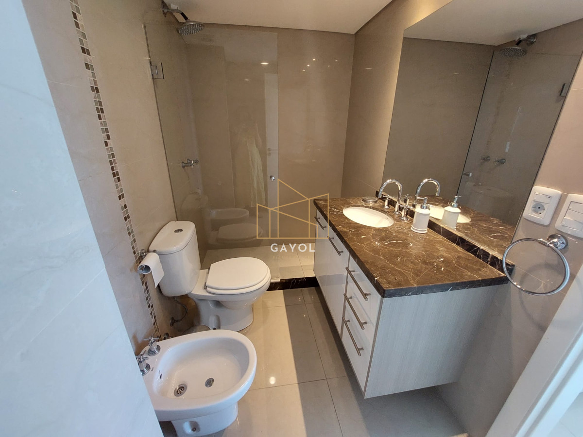 Apartamento ID.203 - Venta apartamento Premium 3 dormitorios en suite en Playa Mansa