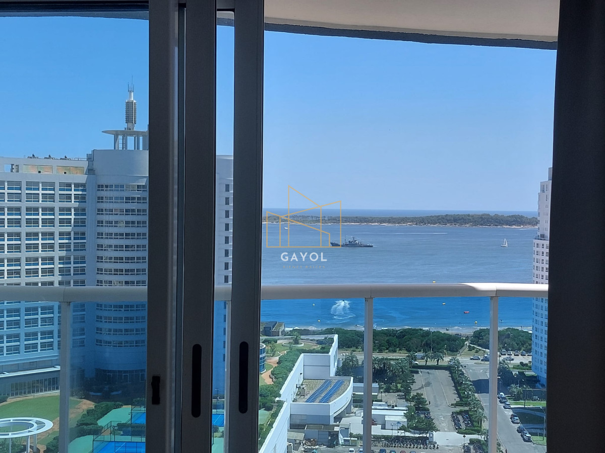 Apartamento ID.203 - Venta apartamento Premium 3 dormitorios en suite en Playa Mansa