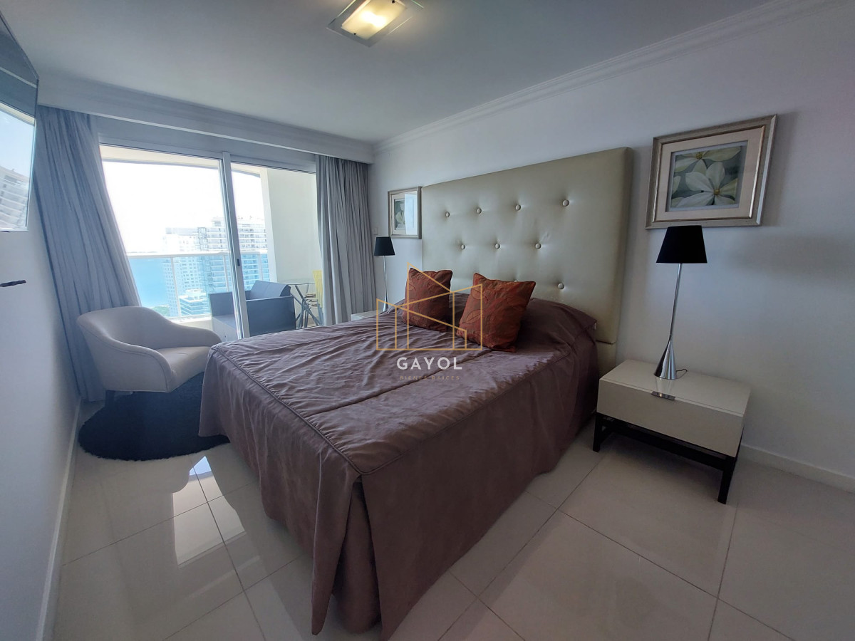 Apartamento ID.203 - Venta apartamento Premium 3 dormitorios en suite en Playa Mansa