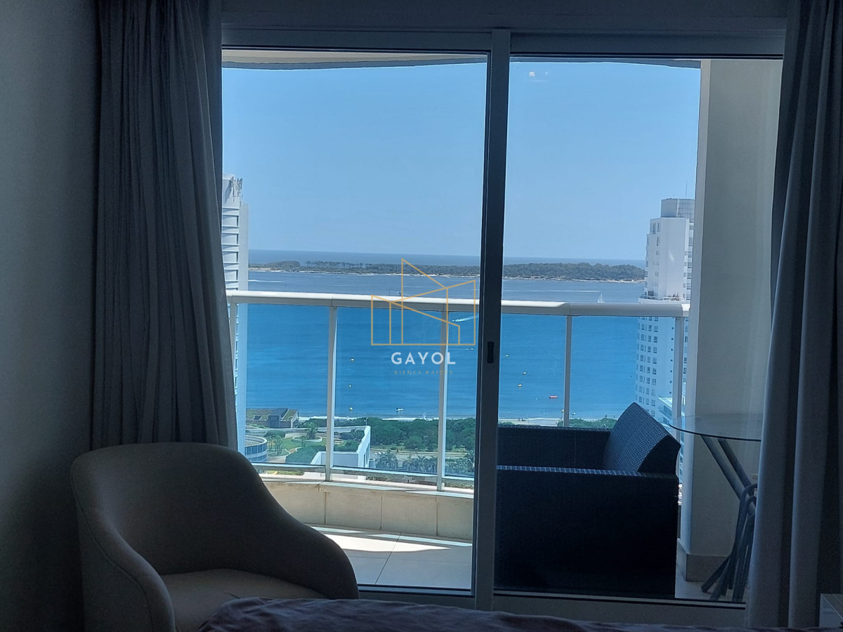 Apartamento ID.203 - Venta apartamento Premium 3 dormitorios en suite en Playa Mansa