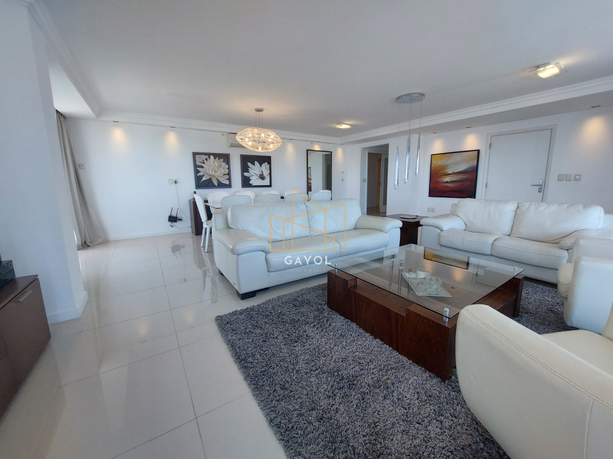 Apartamento ID.203 - Venta apartamento Premium 3 dormitorios en suite en Playa Mansa