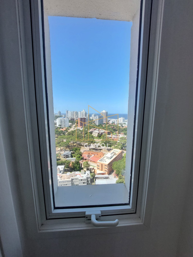 Apartamento ID.203 - Venta apartamento Premium 3 dormitorios en suite en Playa Mansa