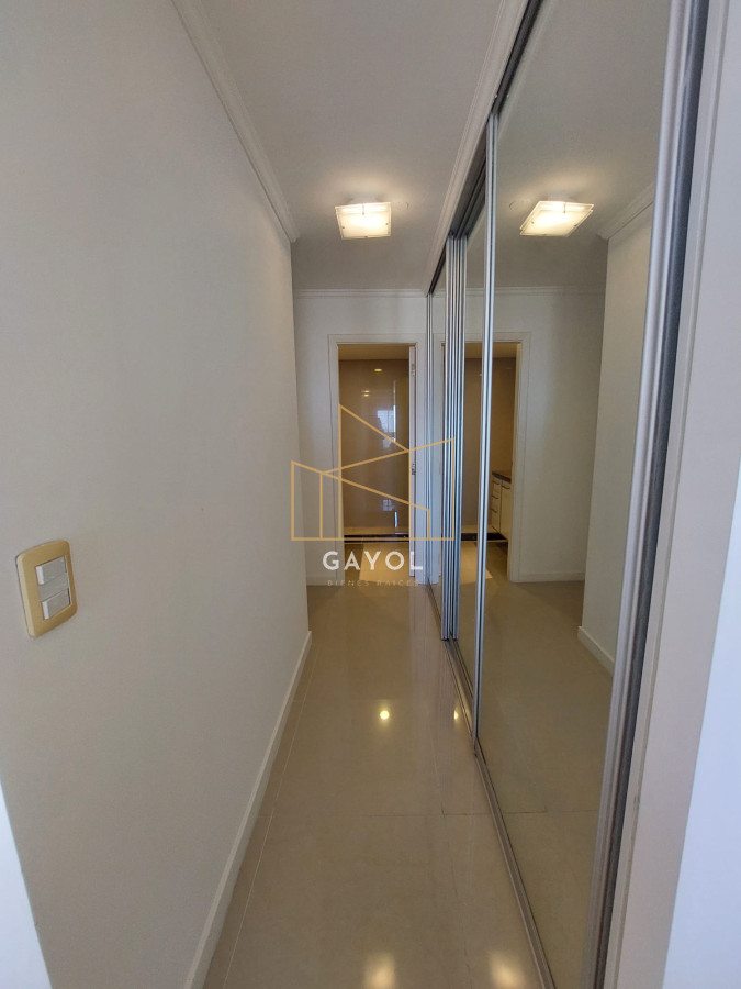 Apartamento ID.203 - Venta apartamento Premium 3 dormitorios en suite en Playa Mansa