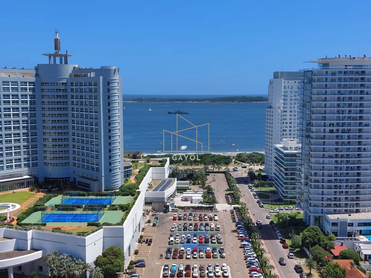 Apartamento ID.203 - Venta apartamento Premium 3 dormitorios en suite en Playa Mansa