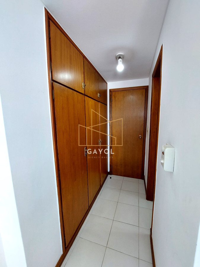 Apartamento ID.438 - Apartamento de 3 suite y dependencia en VENTA Playa Brava