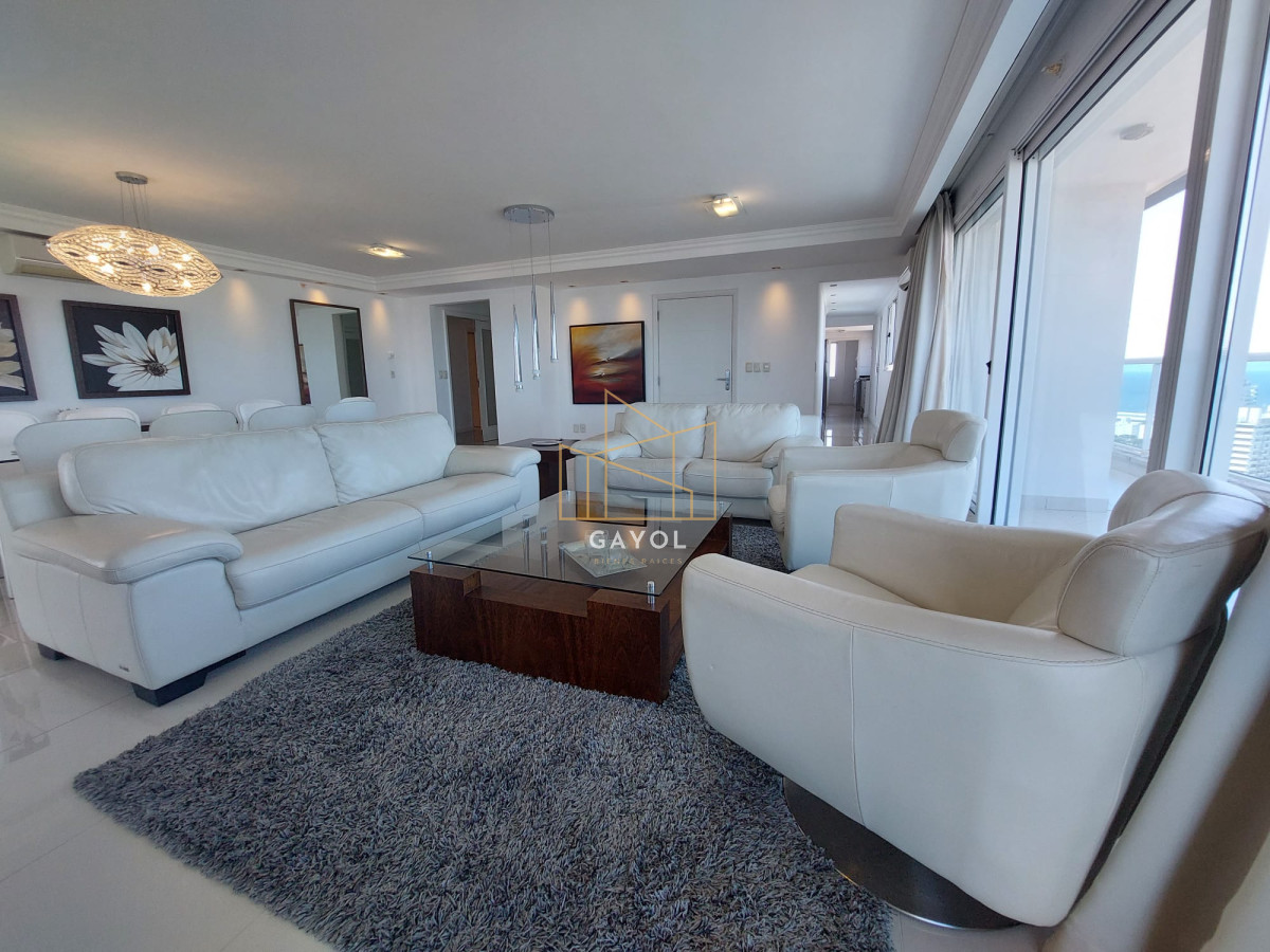 Apartamento ID.203 - Venta apartamento Premium 3 dormitorios en suite en Playa Mansa