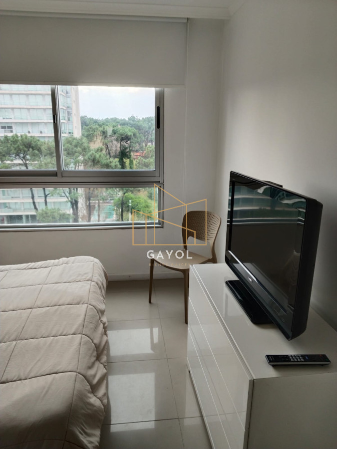 Apartamento ID.922 - Apartamento de 3 dormitorios y dependencia