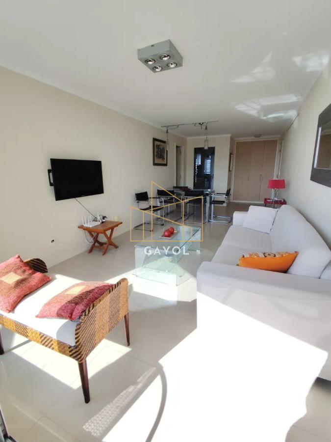 Apartamento ID.1058 - Apartamento de dos dormitorios en alquiler Temporario