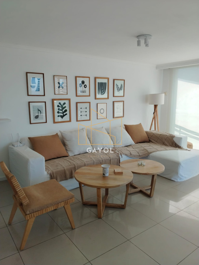 Apartamento ID.922 - Apartamento de 3 dormitorios y dependencia