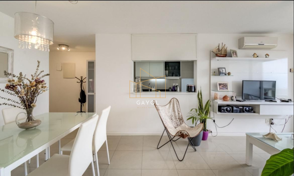 Apartamento ID.646 - Apartamento en venta de dos dormitorios en Avda  Roosevelt