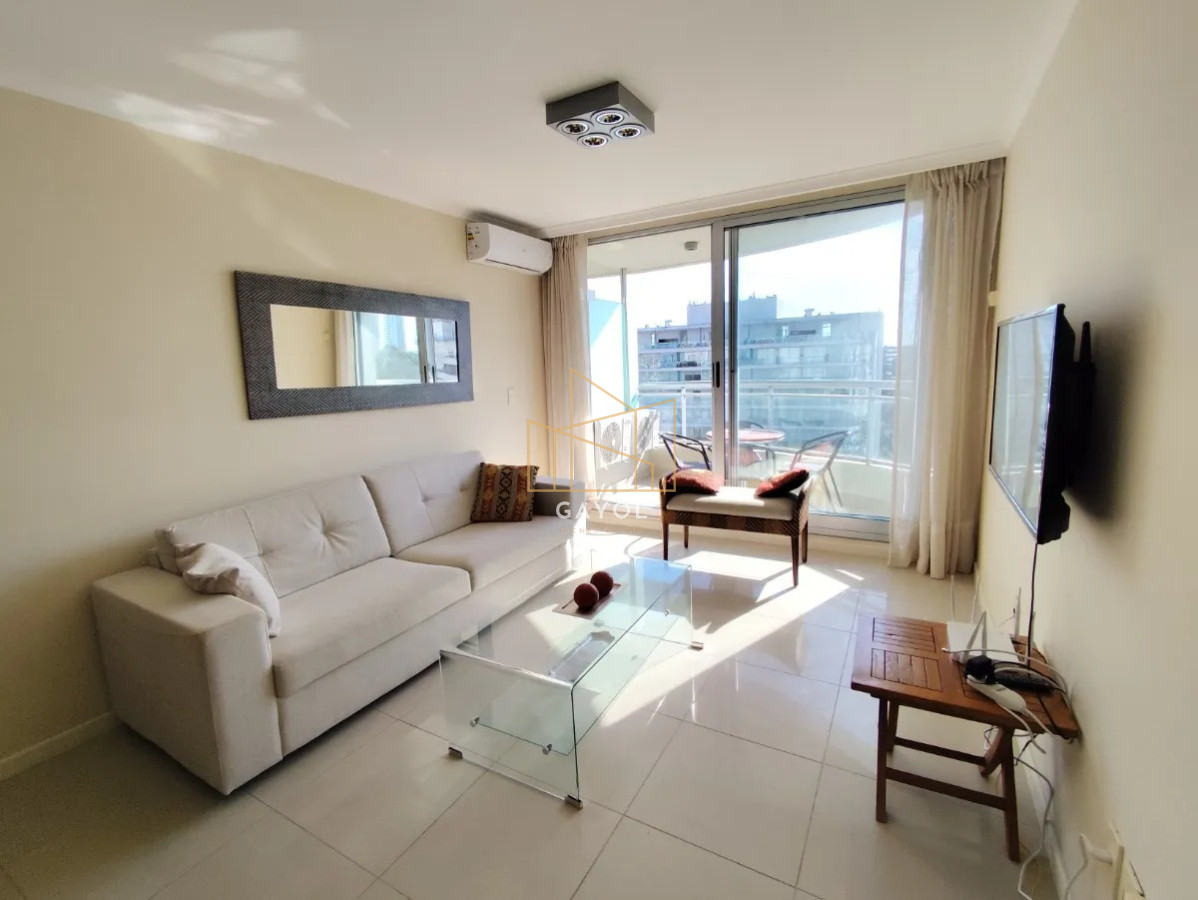 Apartamento ID.1058 - Apartamento de dos dormitorios en alquiler Temporario