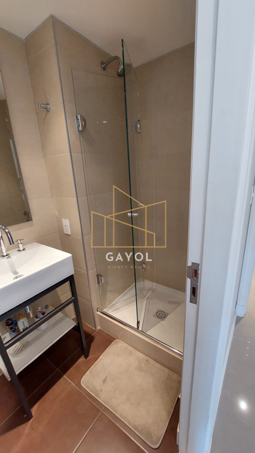 Apartamento ID.455 - Apartamento de tres dormitorios en suite, sobre playa Brava