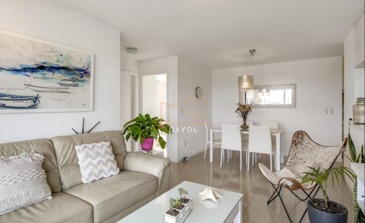 Apartamento ID.646 - Apartamento en venta de dos dormitorios en Avda  Roosevelt
