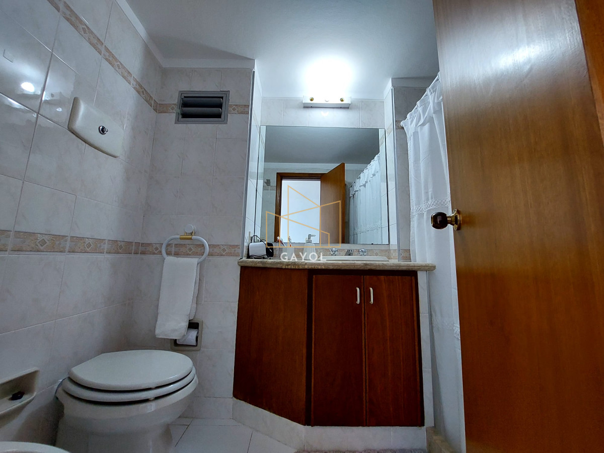 Apartamento ID.438 - Apartamento de 3 suite y dependencia en VENTA Playa Brava