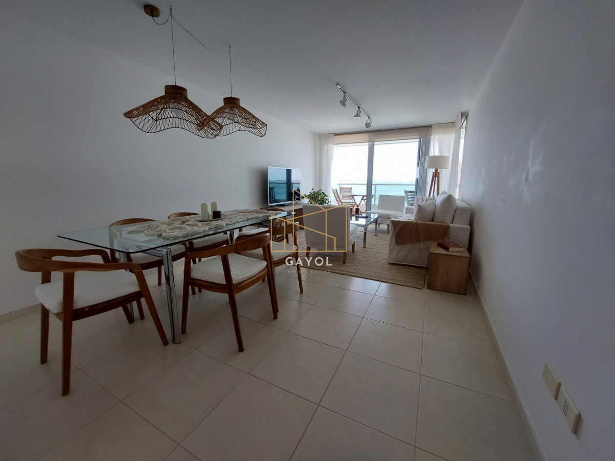 Apartamento ID.412 - Allquiler de Temporada 2 suite en Playa Mansa con todos los servicios