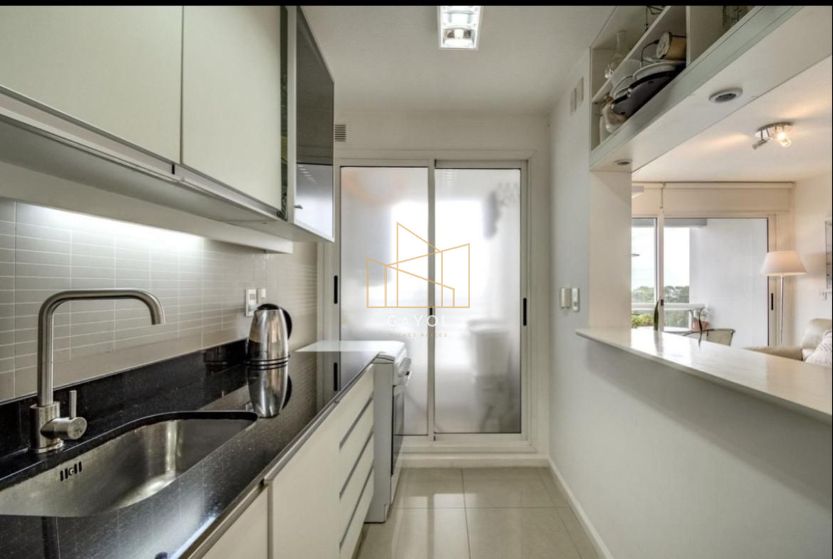 Apartamento ID.646 - Apartamento en venta de dos dormitorios en Avda  Roosevelt