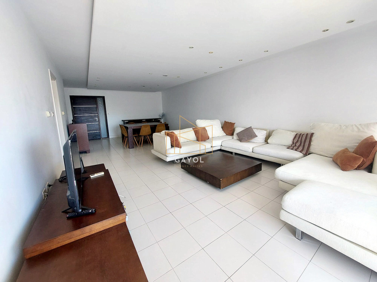 Apartamento ID.37 - Apartamento en alquiler invernal de 3 dormitorios en zona Brava