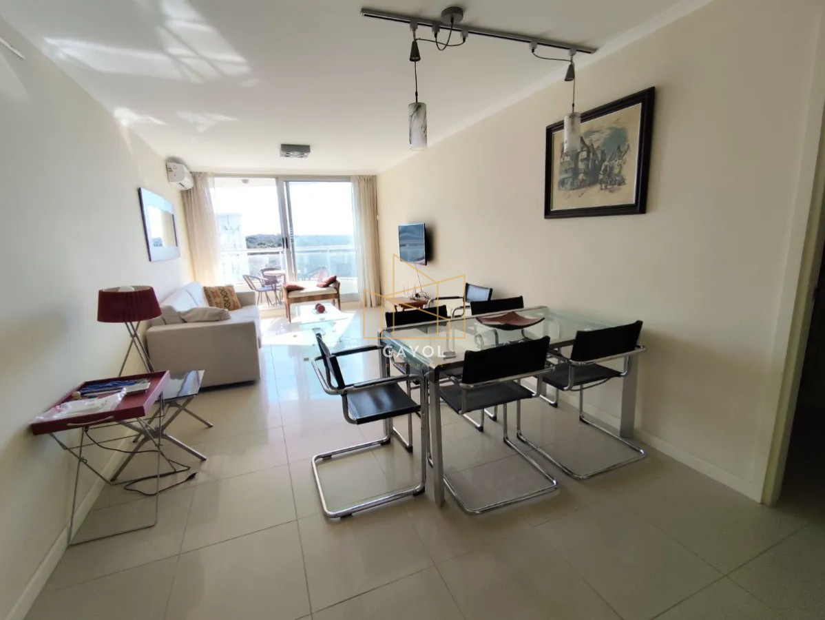 Apartamento ID.1058 - Apartamento de dos dormitorios en alquiler Temporario