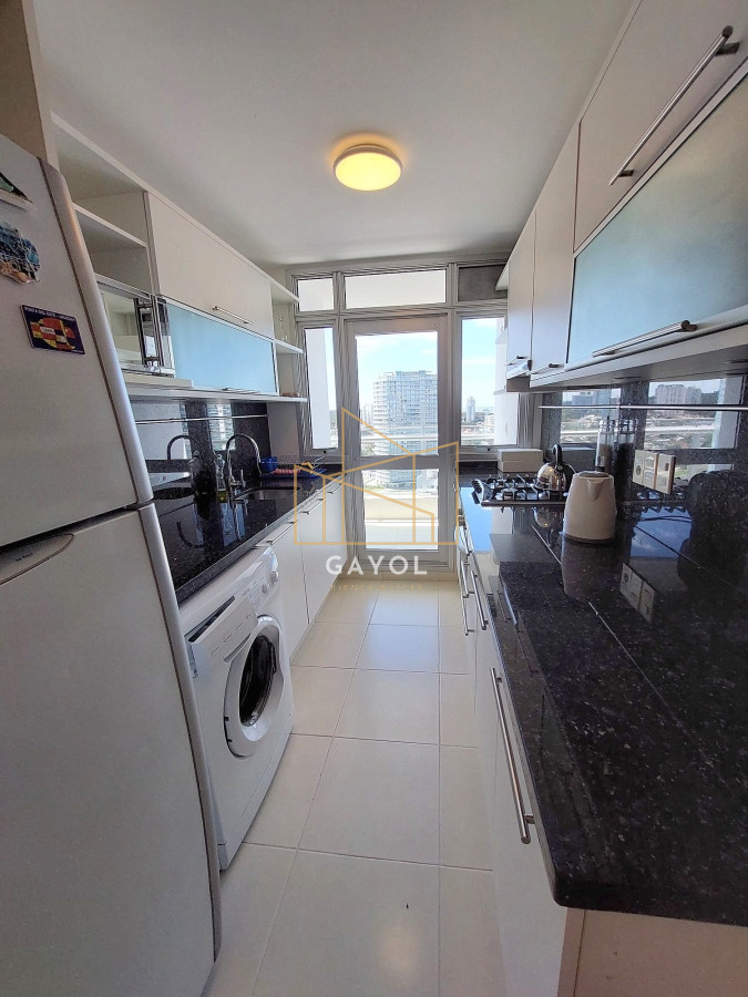 Apartamento ID.412 - Allquiler de Temporada 2 suite en Playa Mansa con todos los servicios