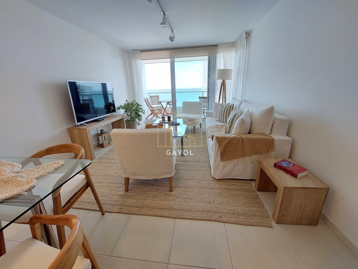Apartamento ID.412 - Allquiler de Temporada 2 suite en Playa Mansa con todos los servicios