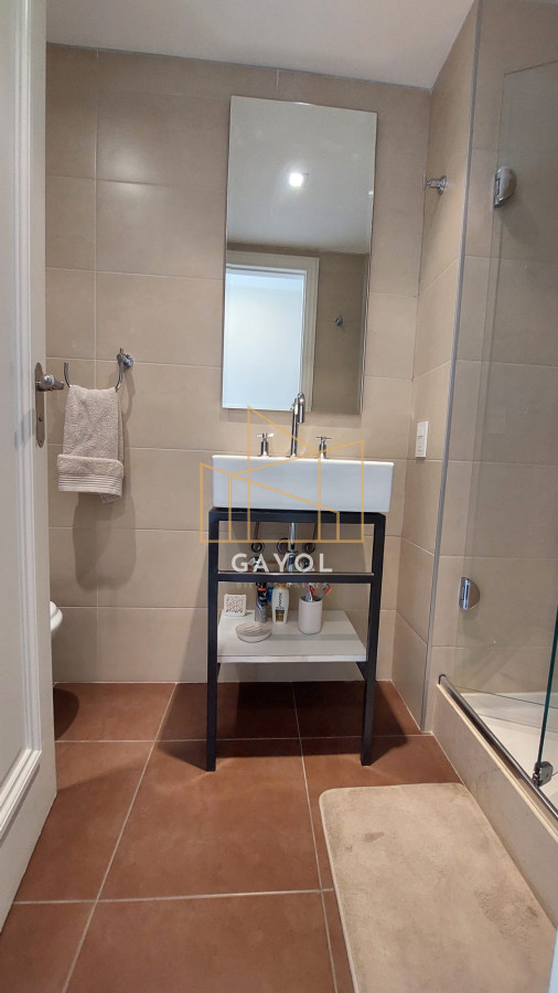 Apartamento ID.455 - Apartamento de tres dormitorios en suite, sobre playa Brava