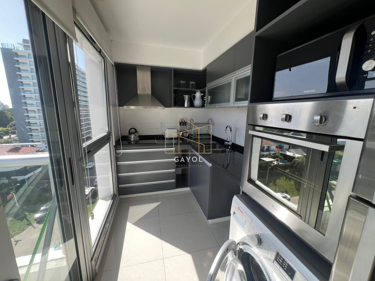 Apartamento ID.602 - Apartamento en venta y alquiler de temporada, 2 dormitorios en Playa Brava 