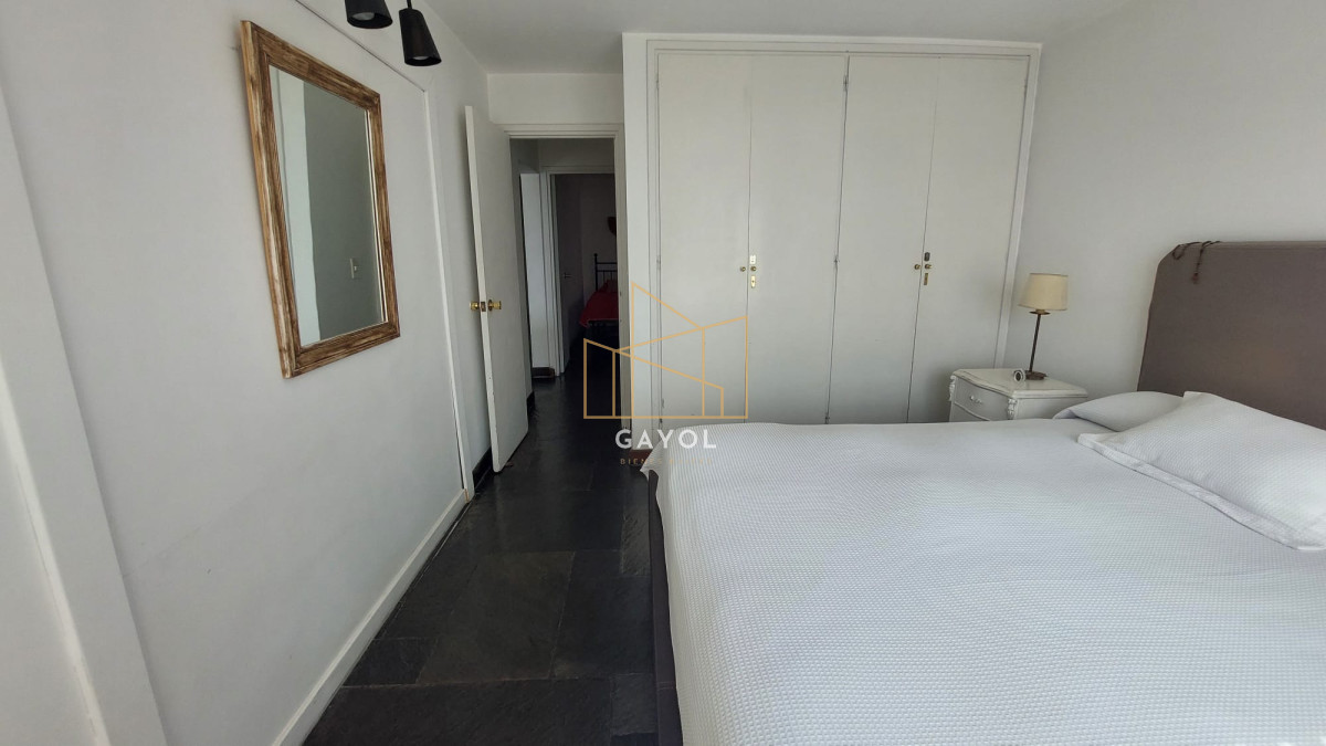 Apartamento ID.449 - Alquiler temporada de verano 3 dormitorios parada uno de Mansa