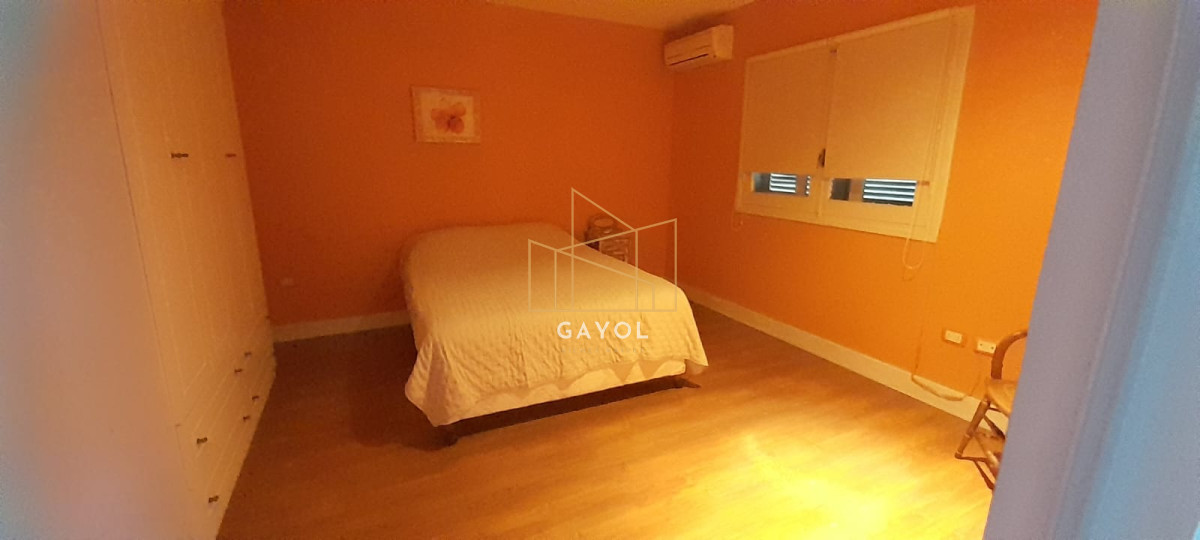 Casa ID.678 - IDEAL PARA INVERSORES!!! Casa de 5 dormitorios, Centro de Maldonado