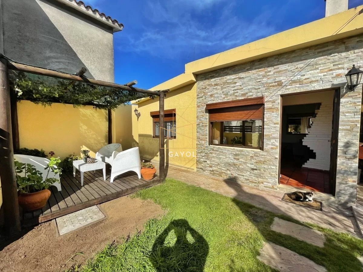 Casa ID.51 - Casa en Venta de 3 dormitorios APTA PARA BANCO, Maldonado