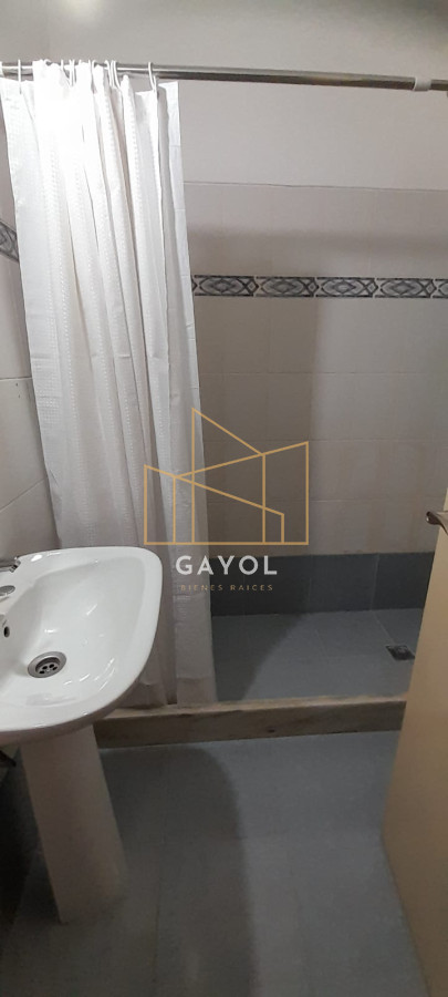 Casa ID.678 - IDEAL PARA INVERSORES!!! Casa de 5 dormitorios, Centro de Maldonado