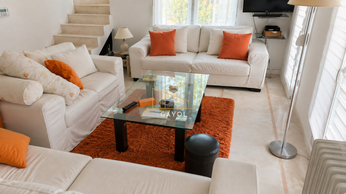Casa ID.1423 - Casa de 3 dormitorios en venta 