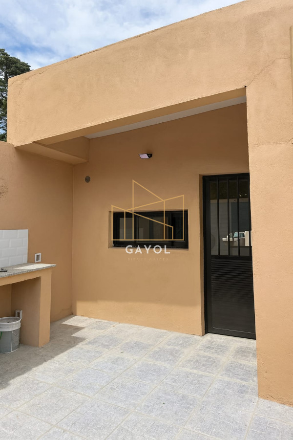 Casa ID.1054 - Casa en Venta en ciudad de Colonia del Sacramento