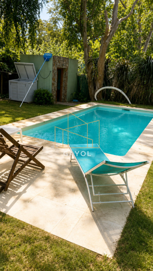 Casa ID.1423 - Casa de 3 dormitorios en venta 