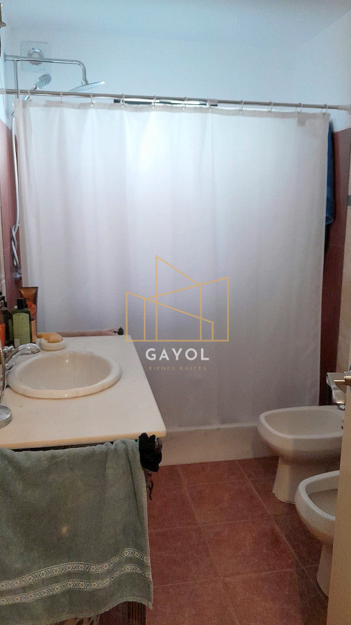Casa ID.678 - IDEAL PARA INVERSORES!!! Casa de 5 dormitorios, Centro de Maldonado