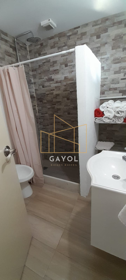 Casa ID.678 - IDEAL PARA INVERSORES!!! Casa de 5 dormitorios, Centro de Maldonado