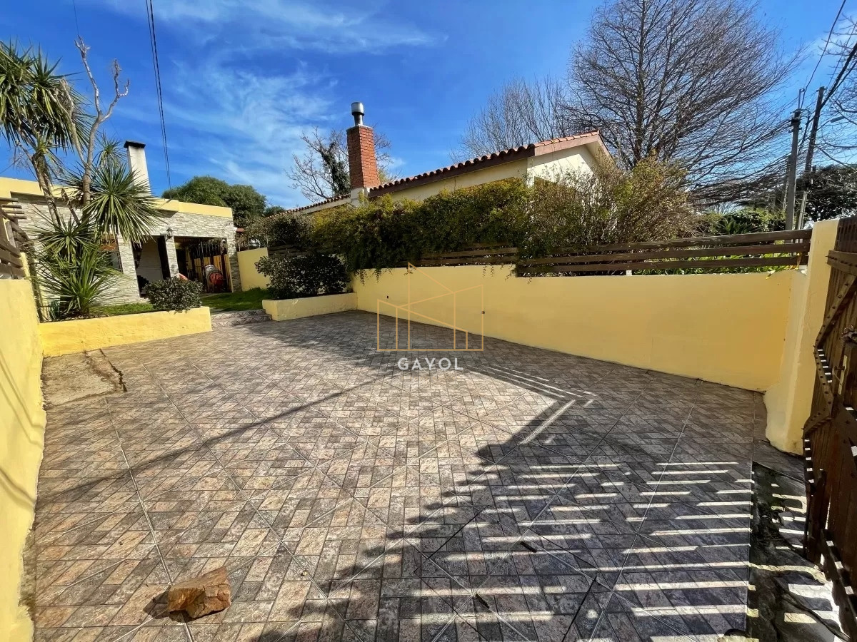 Casa ID.51 - Casa en Venta de 3 dormitorios APTA PARA BANCO, Maldonado