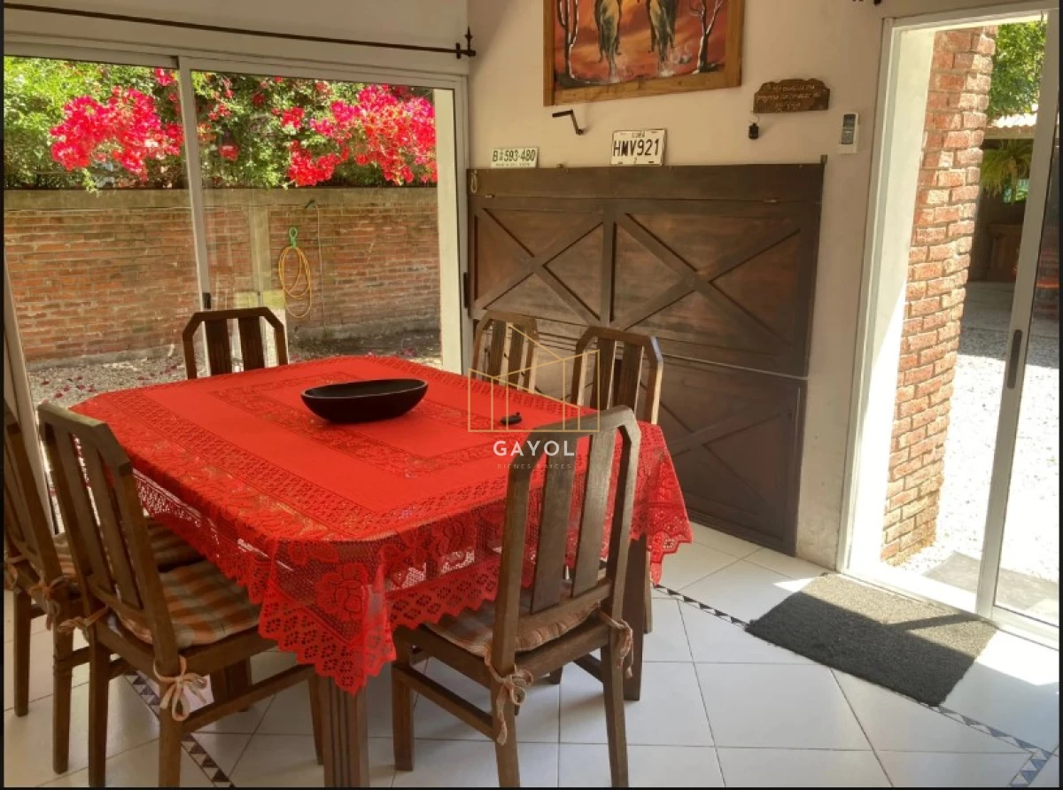 Casa ID.425 - Alquiler temporal casa en San Rafael de 3 dormitorios y dependencia