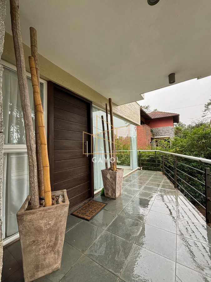 Casa ID.440 - Casa en Alquile de Verano 4 dormitorios en Montoya, La Barra