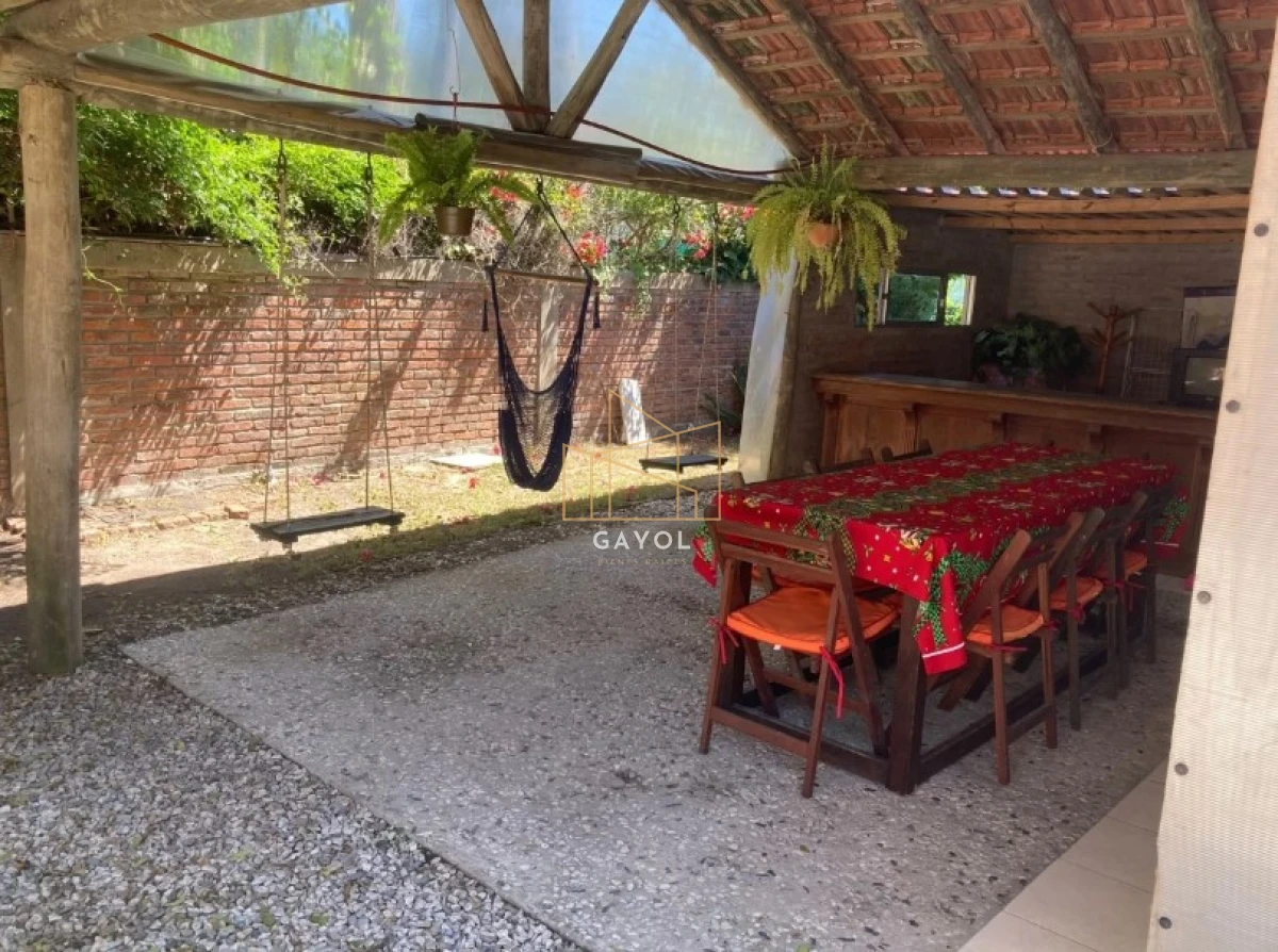 Casa ID.425 - Alquiler temporal casa en San Rafael de 3 dormitorios y dependencia