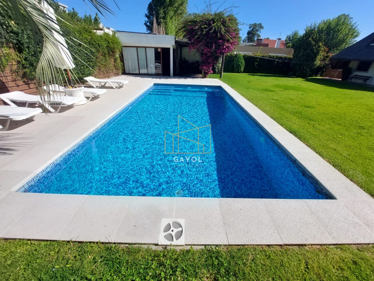 Casa ID.3 - Casa en Venta y Alquiler Temporario en Parada 25 de Mansa