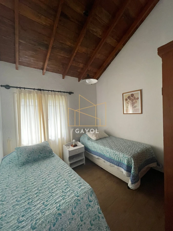 Casa ID.38 - Casa de 4 dormitorios en San Rafael 