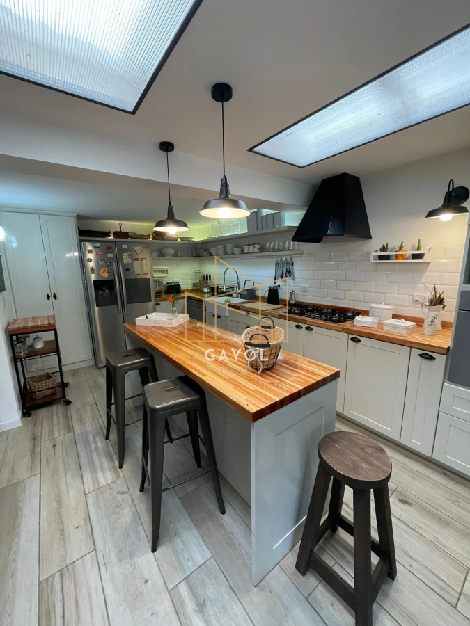 Casa ID.38 - Casa de 4 dormitorios en San Rafael 