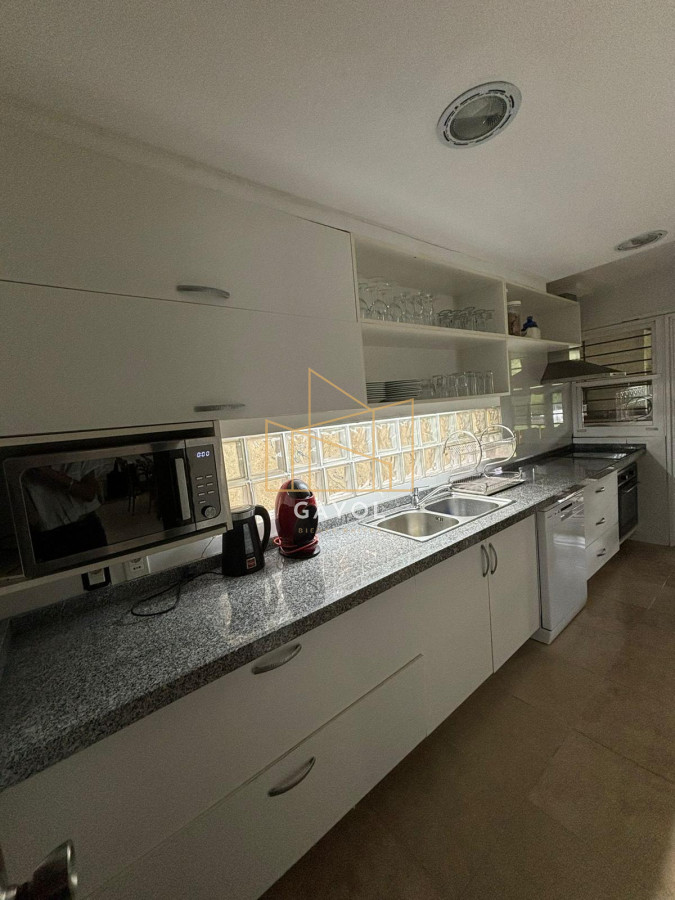 Casa ID.440 - Casa en Alquile de Verano 4 dormitorios en Montoya, La Barra