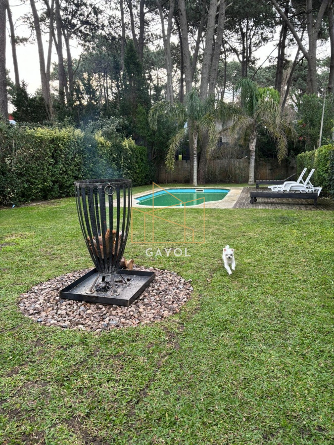 Casa ID.440 - Casa en Alquile de Verano 4 dormitorios en Montoya, La Barra