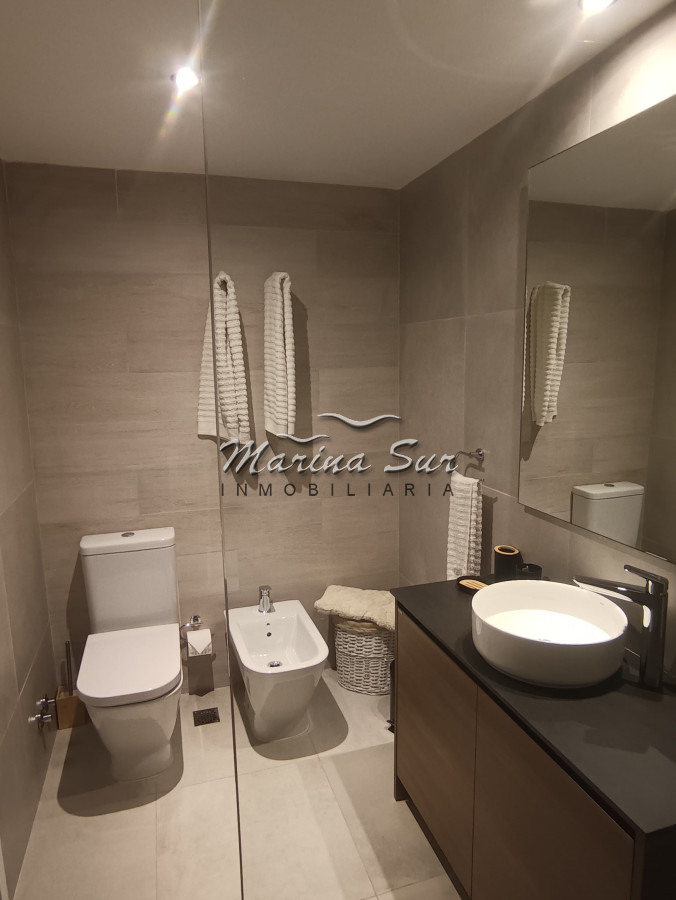 Apartamento ID.109 - Espectacular unidad en venta Venetian 2 Dormitorios 2 baños y toilette
