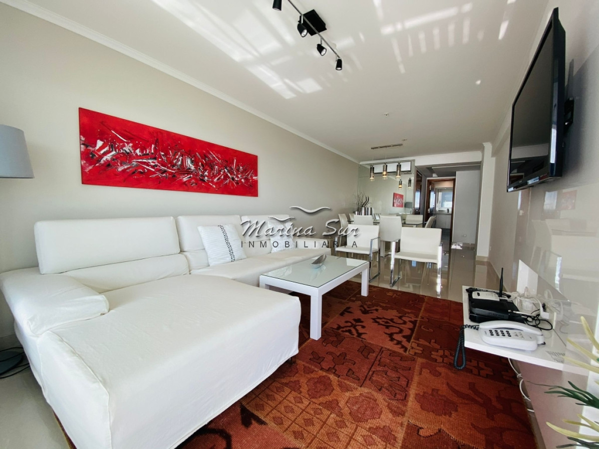 Apartamento ID.3 - Apartamento con una vista increíble vista, dos dormitorios, living comedor , dos baños, parrillero en terraza