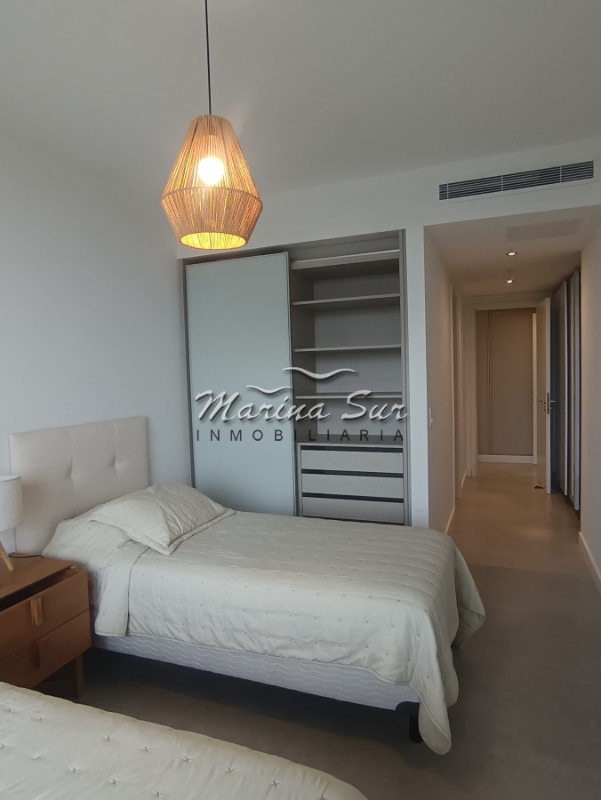 Apartamento ID.109 - Espectacular unidad en venta Venetian 2 Dormitorios 2 baños y toilette