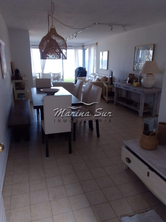 Apartamento ID.170 - Lomas de Manantiales Primera Fila 2 Dormitorios más Servicio Alquiler de Verano