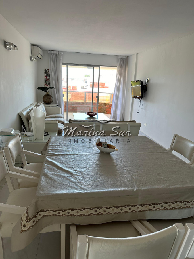 Apartamento ID.218 - Mansa en Venta 3 Dormitorios 2 Baños Primera Fila