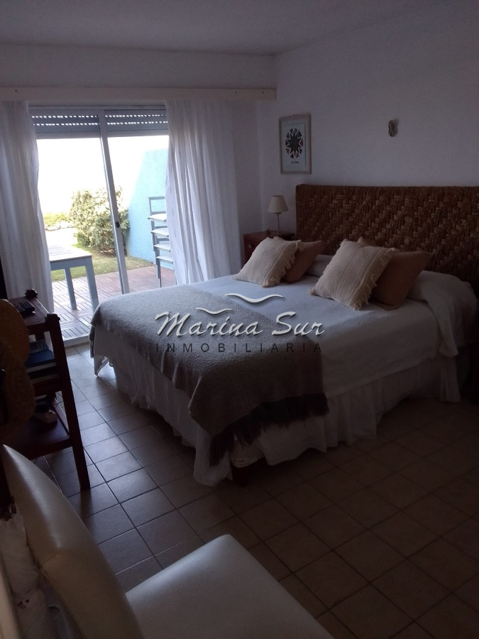 Apartamento ID.170 - Lomas de Manantiales Primera Fila 2 Dormitorios más Servicio Alquiler de Verano